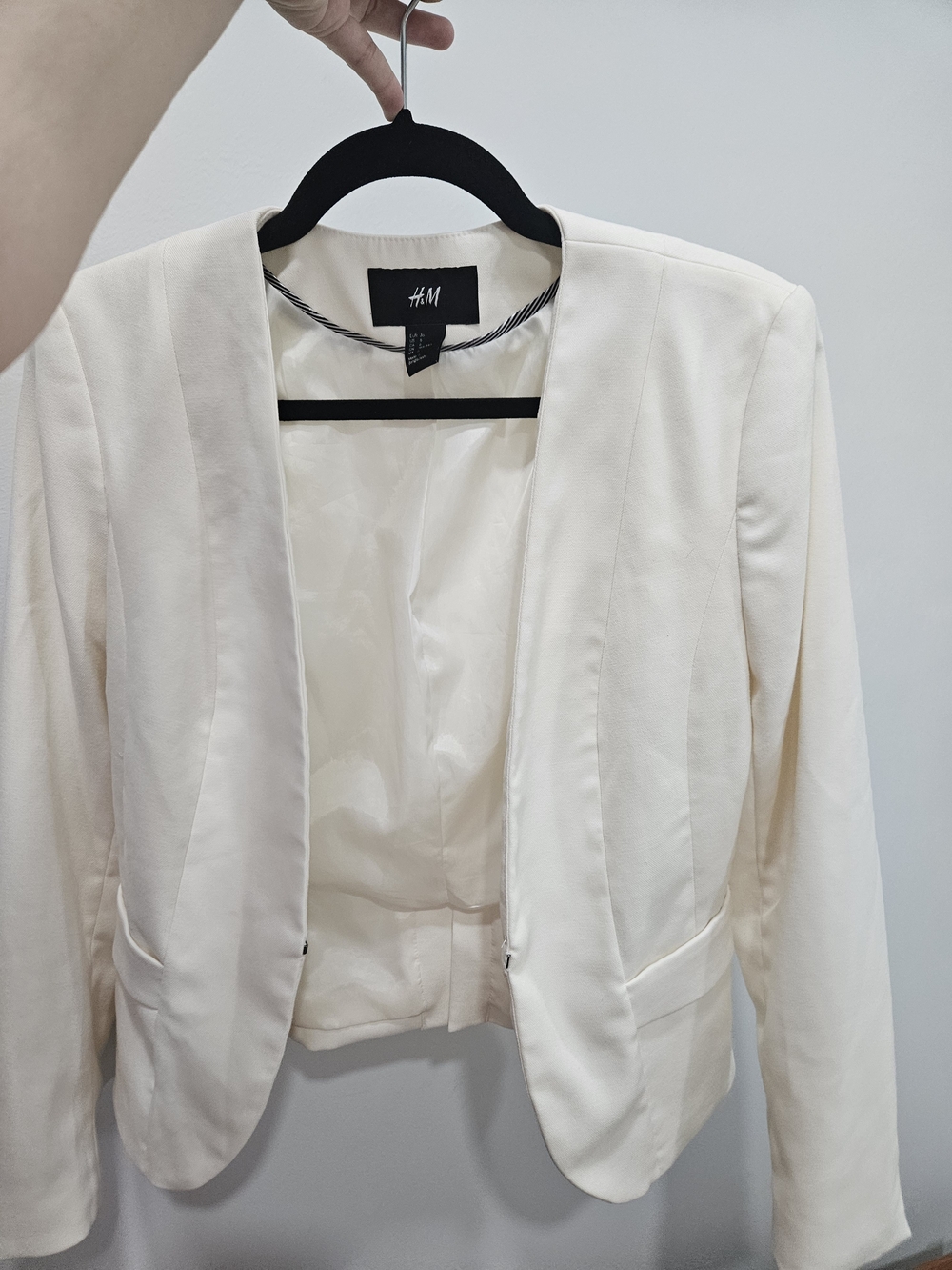 H&M Cream Open-Front Cropped Blazer